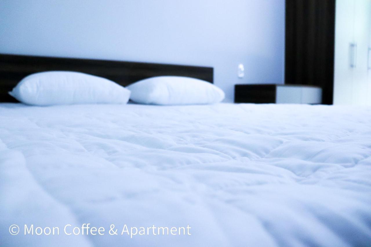 Aparthotel Moon Coffee & *